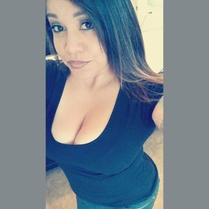 Pour un été chaud et fun ☀️ Elisa - rencontre-Cougar-La Seyne-sur-Mer